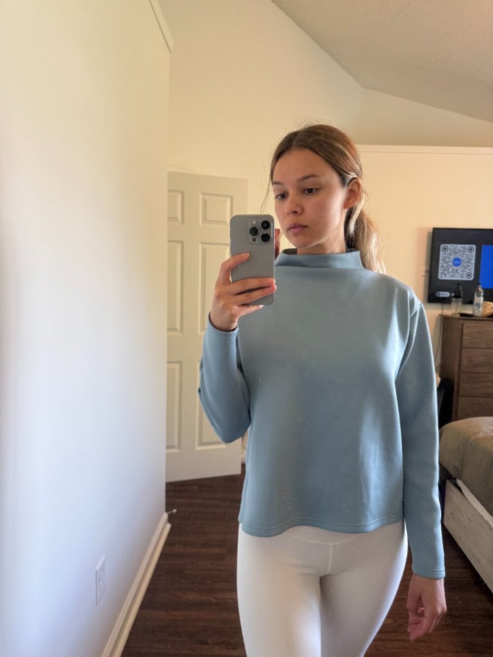 Aday Like a Boss Pullover (Size: XS, Color: Mist / Light Blue)
